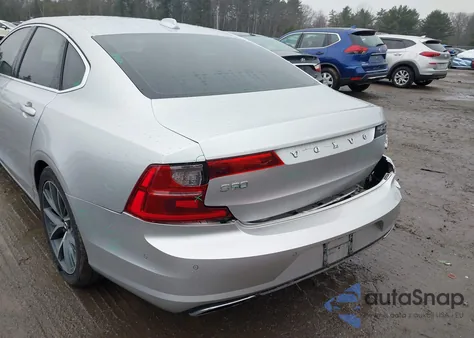 2017 Volvo S90 T6 Momentum z USA, uszkodzony, nr VIN YV1A22MK7H1015259